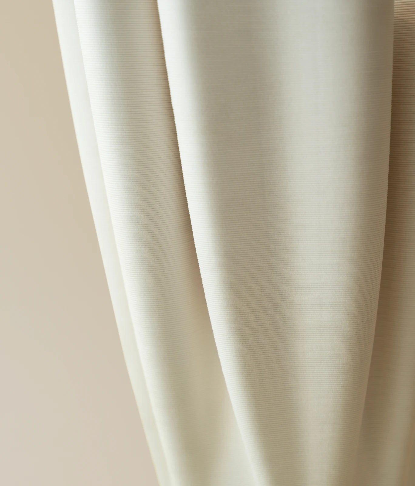 Soft living textiles